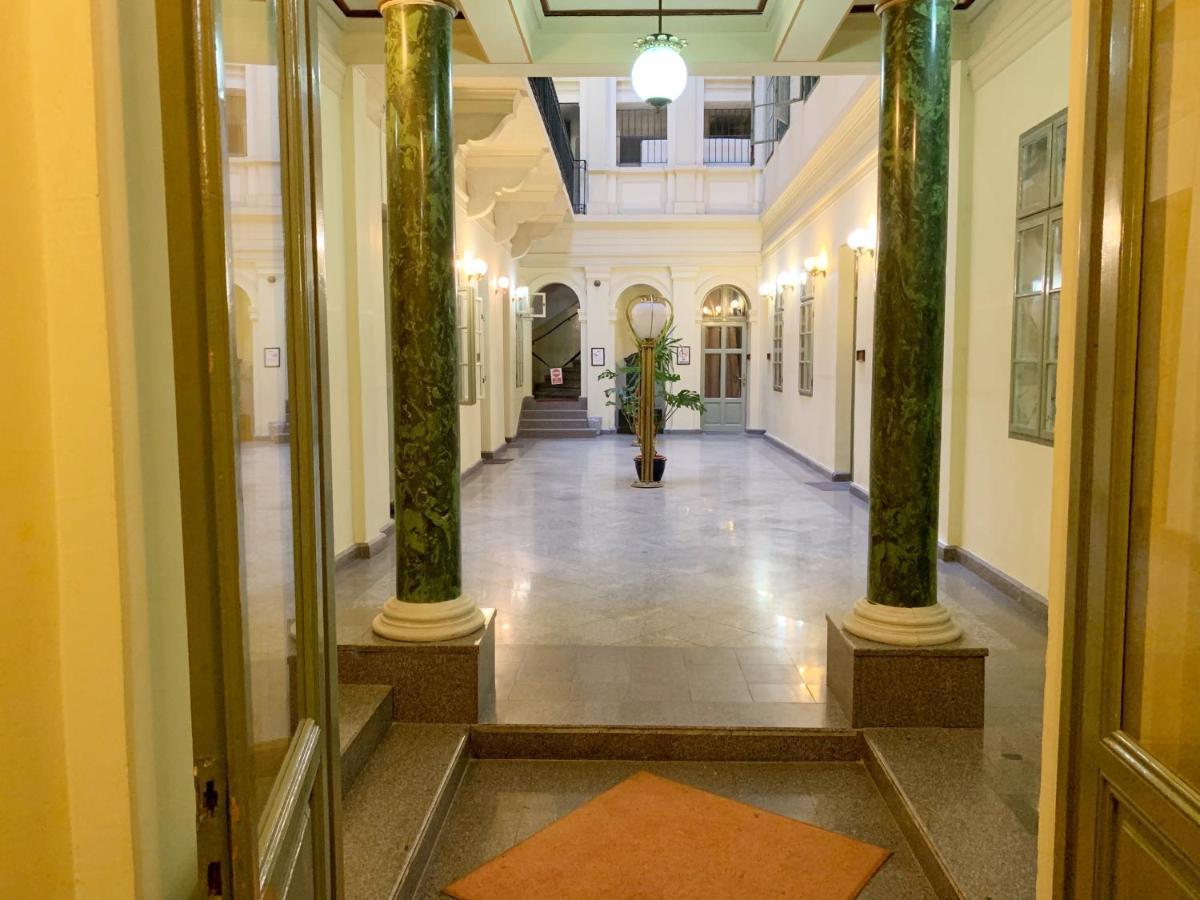 Kecskemeti Rooms Budapeste Exterior foto