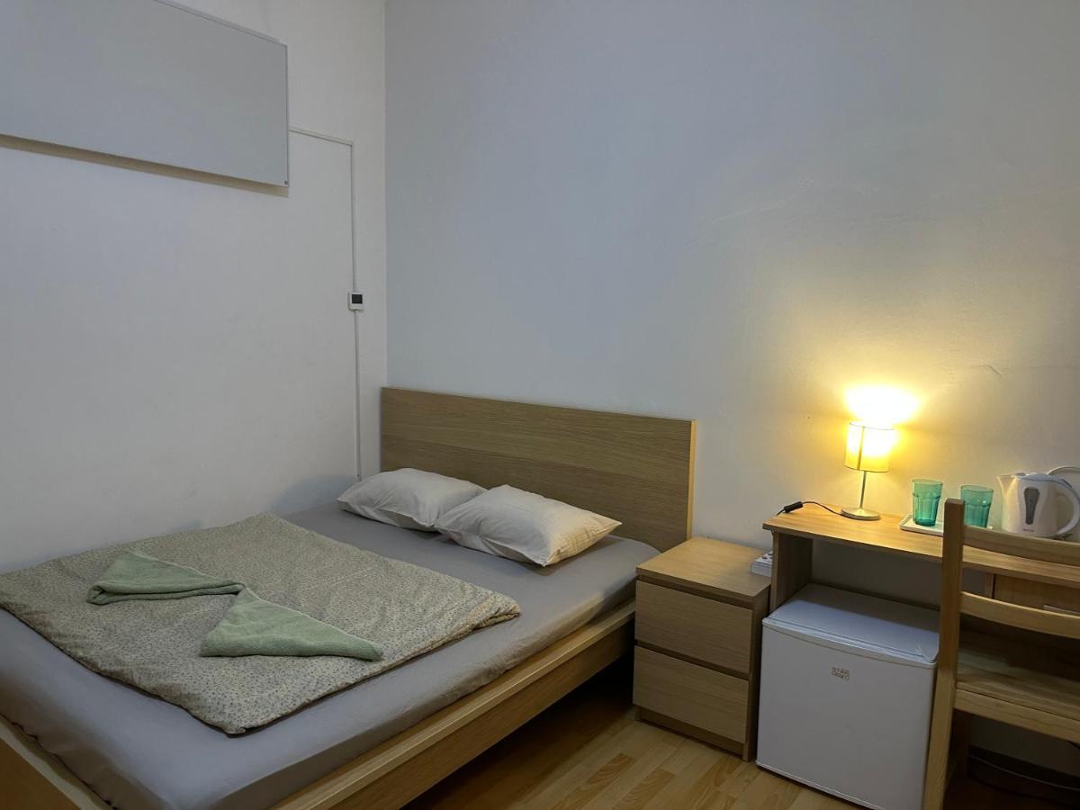 Kecskemeti Rooms Budapeste Exterior foto