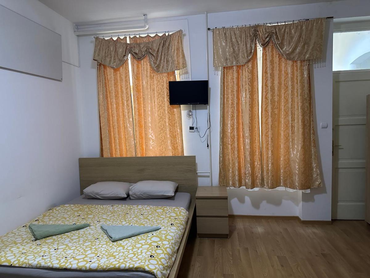 Kecskemeti Rooms Budapeste Exterior foto