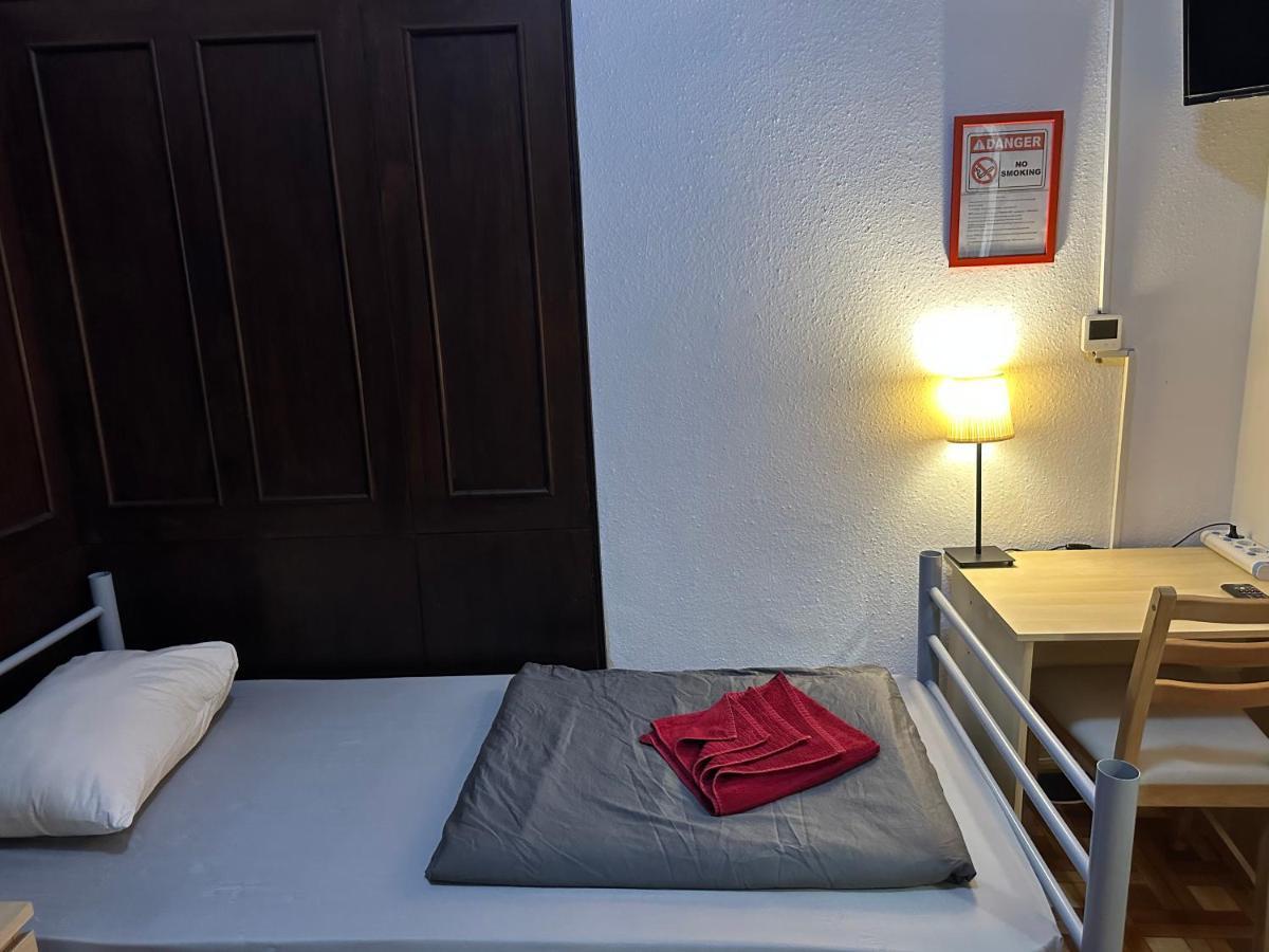 Kecskemeti Rooms Budapeste Exterior foto
