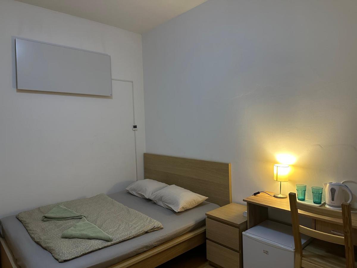 Kecskemeti Rooms Budapeste Exterior foto