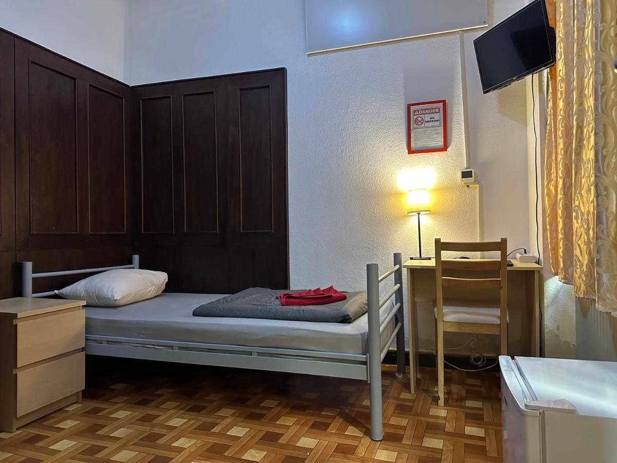 Kecskemeti Rooms Budapeste Exterior foto